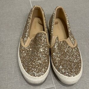 Old navy gold glitter slip ons size 7